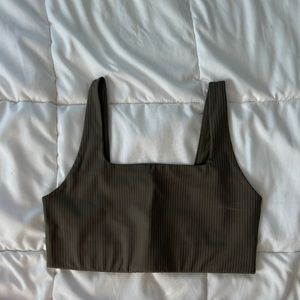 Girlfriend collective Tommy ribbed sports bra in cypress green size S